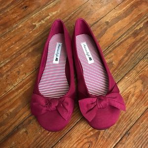 American Eagle by Payless Shoes•Flats•8